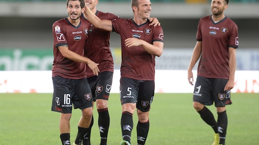 Salernitana, Cani-Frison idee dal Catania