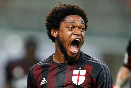 Luiz Adriano salva Mihajlovic, il Milan torna a vincere