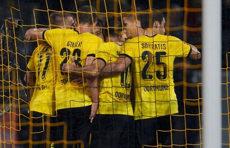 Bundesliga, il Dortmund vince ancora: tris all'Hertha Berlino