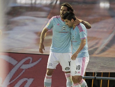 Calciomercato, Larrivey va in Giappone: ha firmato col JEF United Chiba