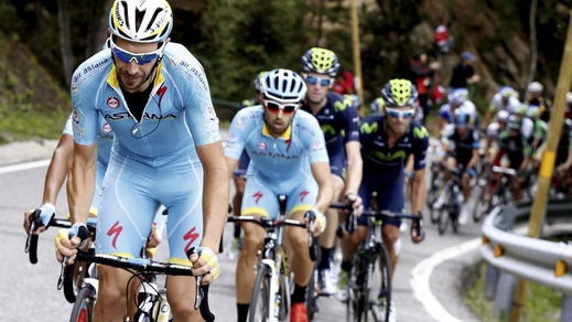 Vuelta, che show di Aru: è il nuovo leader!