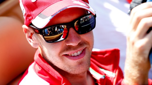 F1, la Ferrari incontra i tifosi