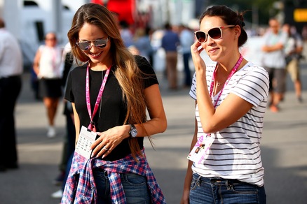 Gp Monza, Jessica Button illumina il paddock