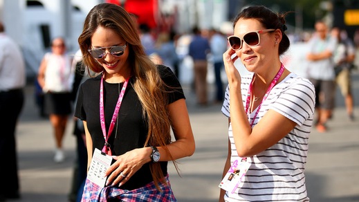 Gp Monza, Jessica Button illumina il paddock