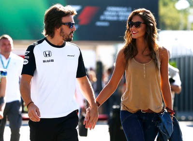 Alonso e la bella Lara: che coppia in Formula 1