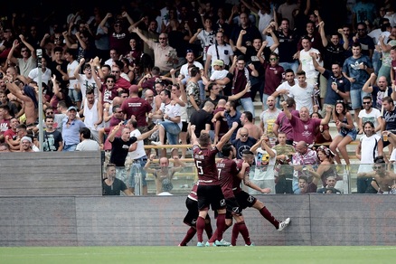 Salernitana, che tris. Panucci, poker a Oddo