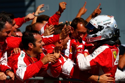 Gp Monza, che festa per il secondo posto di Vettel