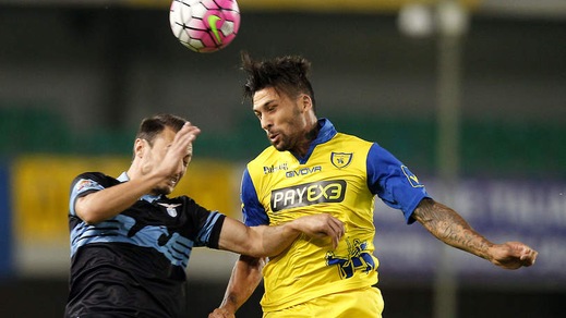 Castro: «Che strano stare sopra la Juve»