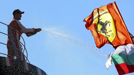 F1, Ecclestone: «Vettel vincerà il titolo con la Ferrari»