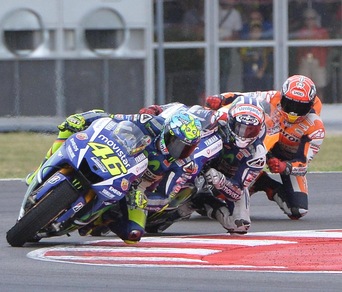 MotoGP Misano, elogio della follia