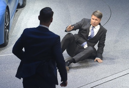 Salone Francoforte LIVE: Kruger (BMW) si sente male sul palco