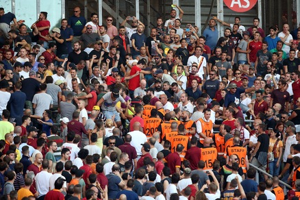 La Roma conferma: «Olimpico tutto esaurito contro il Barça»