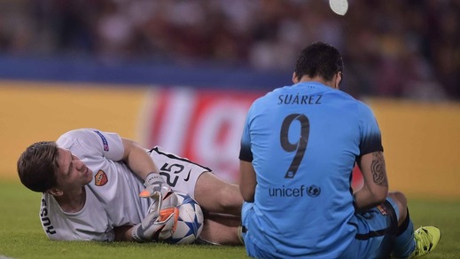 Per Szczesny lussazione del dito anulare della mano sinistra