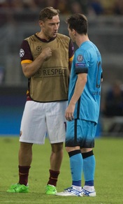 Totti a Messi: «La fai una foto con mio figlio?»