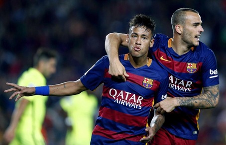 Barça, poker e primato. Gol dedicati a Rafinha