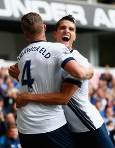 Tottenham, Lamela da urlo! E il City affonda