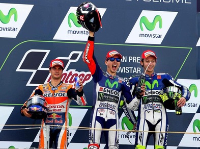 MotoGp, trionfa Lorenzo. Rossi resiste: è terzo!
