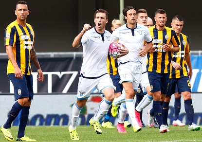 Verona-Lazio 1-2, biancocelesti vincono con Biglia e Parolo