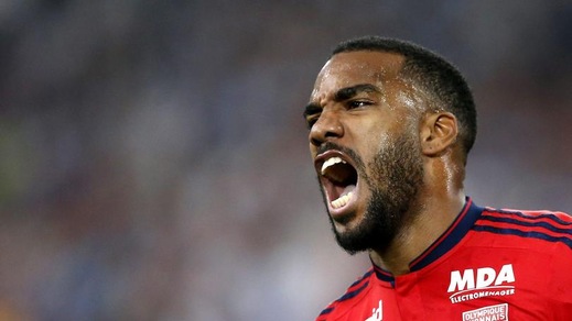 Lacazette-Lione, è bufera: «Deluso e ferito dal club»
