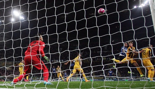 «Schemi su palle inattive? Come avere un attaccante in più»