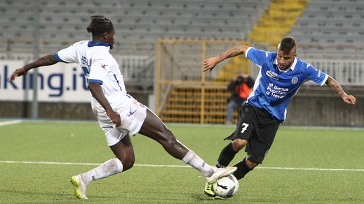 Goal Novara Como 0 - 2