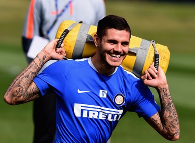 Icardi: «Balotelli? Non mi somiglia, io non vado in discoteca»