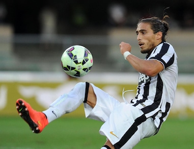 Calciomercato Caceres, visite mediche con il Milan durate cinque ore