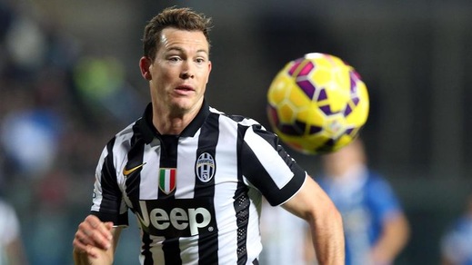 Lichtsteiner: «Purtroppo ora non posso giocare»