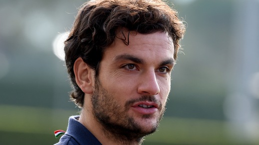 Parolo, lesione alla coscia: un mese di stop