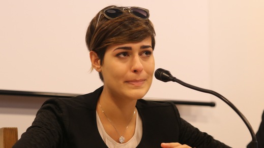 Miss Italia sui luoghi dell'eccidio e si commuove