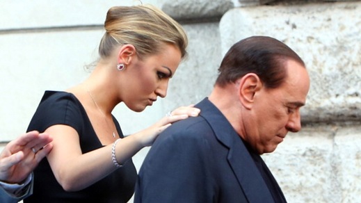 E Francesca Pascale disse a Silvio: «Il Napoli vi farà 4 pappine...»