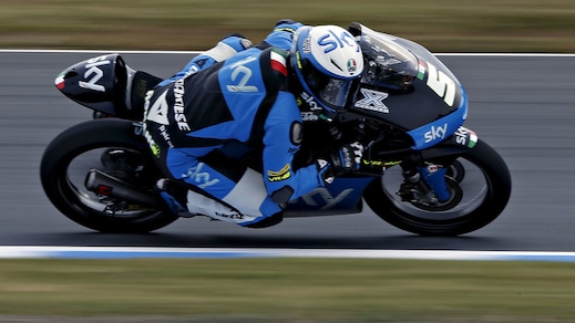 Moto3: retrocessi Oliveira e Navarro, prima fila tutta italiana