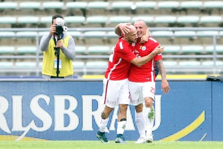 Serie B, Livorno fermato dall'Avellino. Volano Bari e Spezia