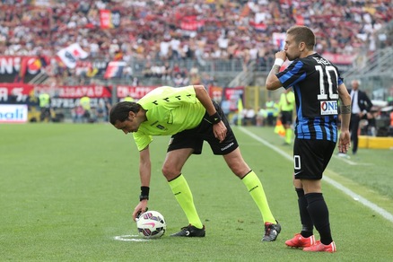 Flop bombolette, gli arbitri protestano