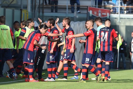 Crotone show, tre gol al Livorno