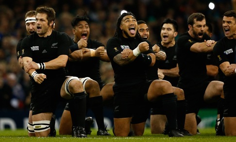 Mondiali di rugby, gli All Blacks umiliano la Francia: 62-13