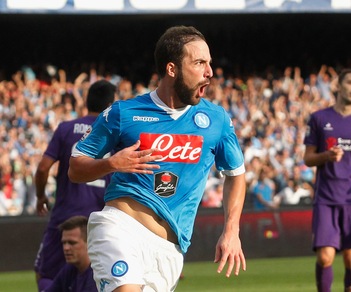 Pagelle Napoli: Higuain maestoso, Allan motore super
