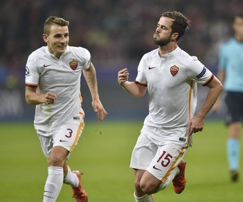 Champions League, pagelle Roma: Pjanic genio, De Rossi super