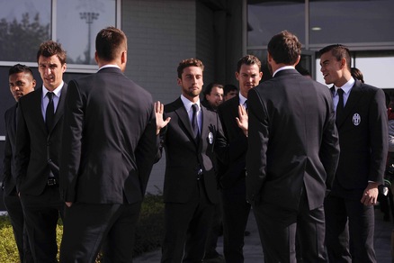 Juve, quanti sorrisi al backstage della foto ufficiale