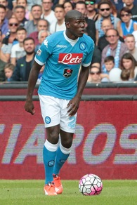 Europa League, la moviola: Koulibaly su Mabil rischia l’espulsione