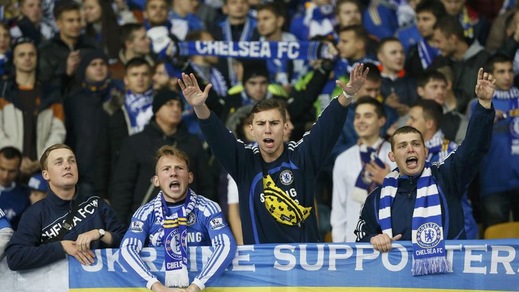 Champions, vergogna a Kiev: tifosi di colore cacciati dagli spalti