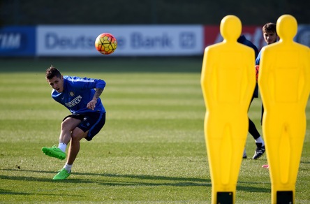 L'Inter lavora sui calci piazzati in vista del Palermo