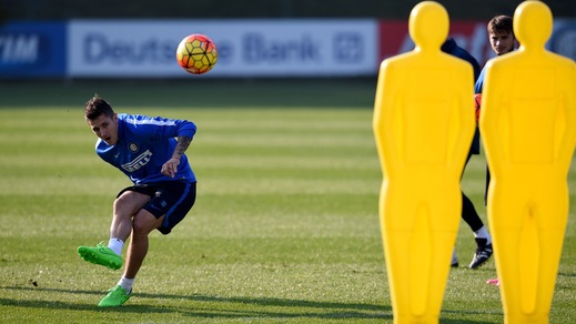 L'Inter lavora sui calci piazzati in vista del Palermo