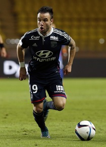 Caen, che scivolone! Il Lione risale