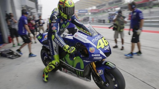 MotoGp, Sepang: Pole Pedrosa, Rossi in prima fila!