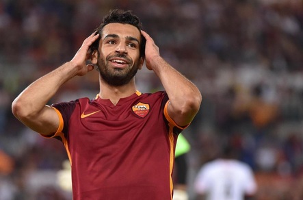 Firenze, tanti fischietti per accogliere Salah