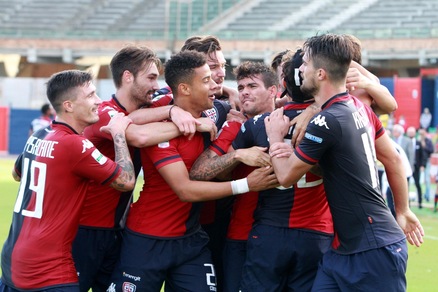 Cagliari, Farias show: doppietta nel 4-1 al Trapani