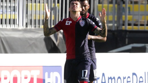 Il Cagliari perde Farias, ma Sau sta per rientrare