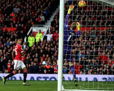 Risultati Premier League: United-City, solo pari. Tottenham show