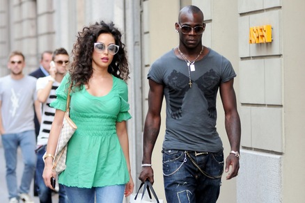 Raffaella Fico si sfoga: «Balotelli è un papà assente»